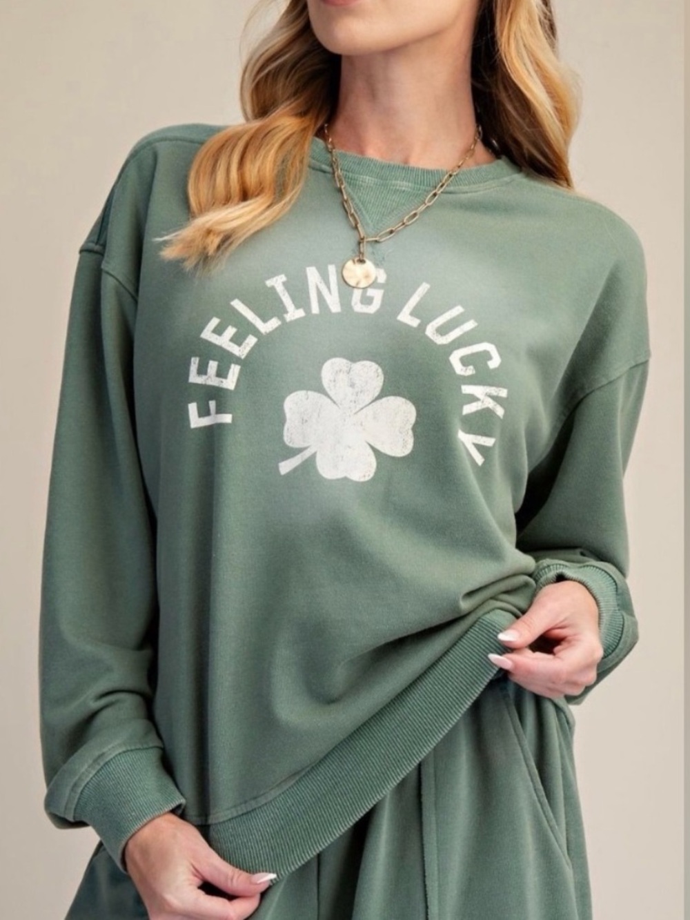 NWT🍀Easel “Feeling Lucky" Washed Terry Pullover Small Juniper